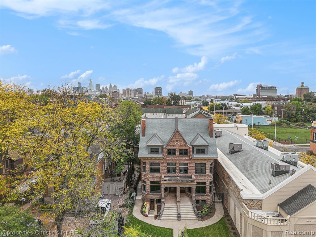 701 W Canfield Street 5, Detroit, MI 48201