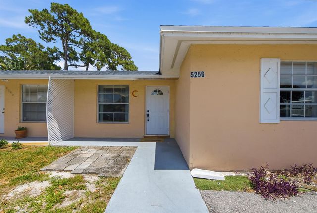 5256 Cannon Way, West Palm Beach, FL 33415