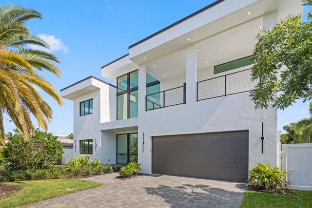 2612 NE 4TH Street, Pompano Beach, FL 33062