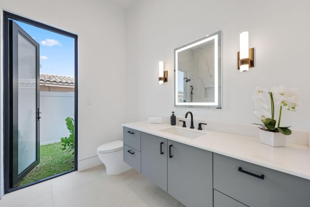 2612 NE 4TH Street, Pompano Beach, FL 33062