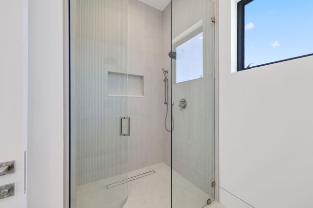 2612 NE 4TH Street, Pompano Beach, FL 33062