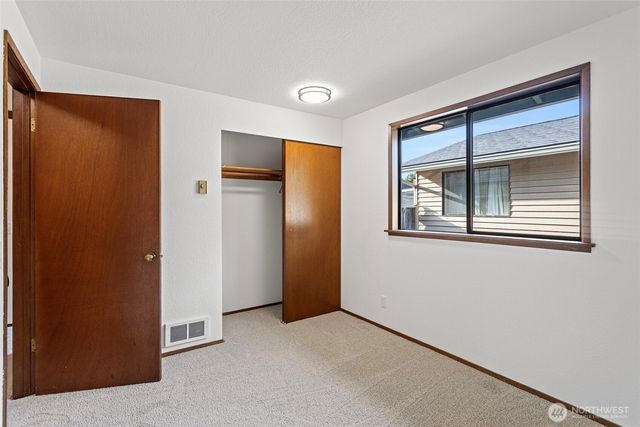 9920 2nd Avenue SE, Everett, WA 98208