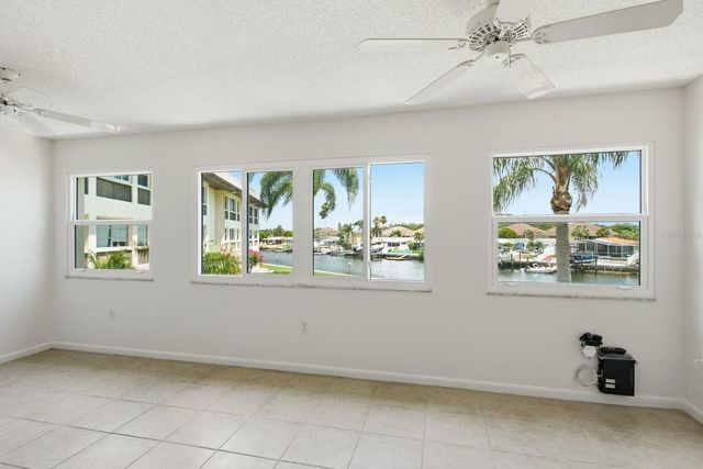 4678 MARINE PARKWAY 204, New Port Richey, FL 34652