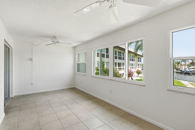 4678 MARINE PARKWAY 204, New Port Richey, FL 34652