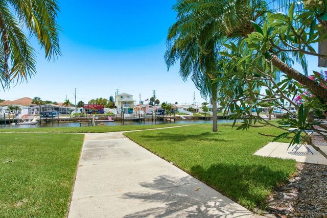 4678 MARINE PARKWAY 204, New Port Richey, FL 34652