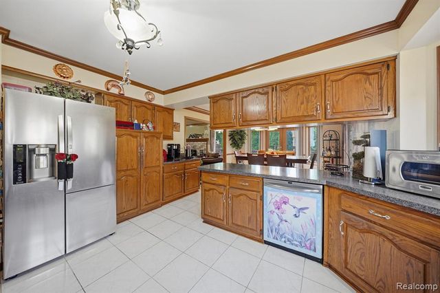 43459 Devin Drive, Clinton Township, MI 48038