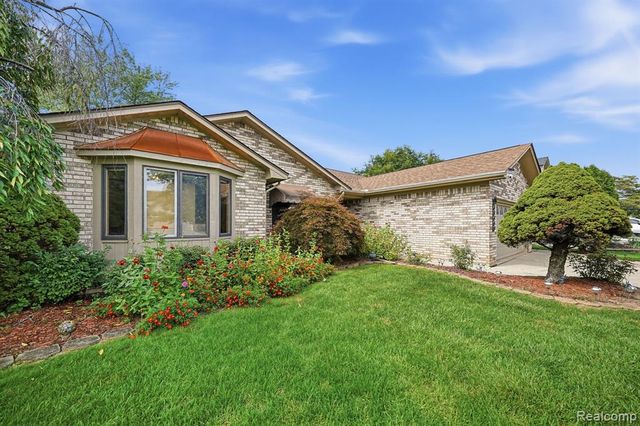 43459 Devin Drive, Clinton Township, MI 48038