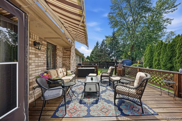 43459 Devin Drive, Clinton Township, MI 48038