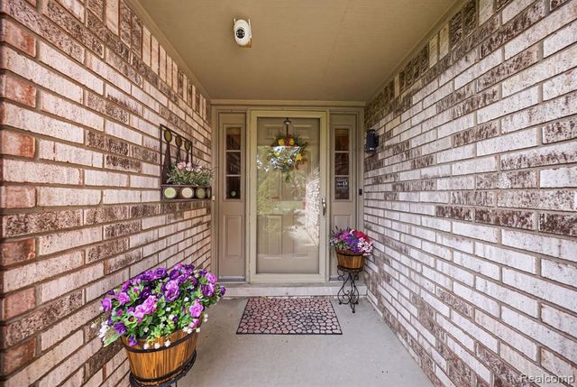 43459 Devin Drive, Clinton Township, MI 48038