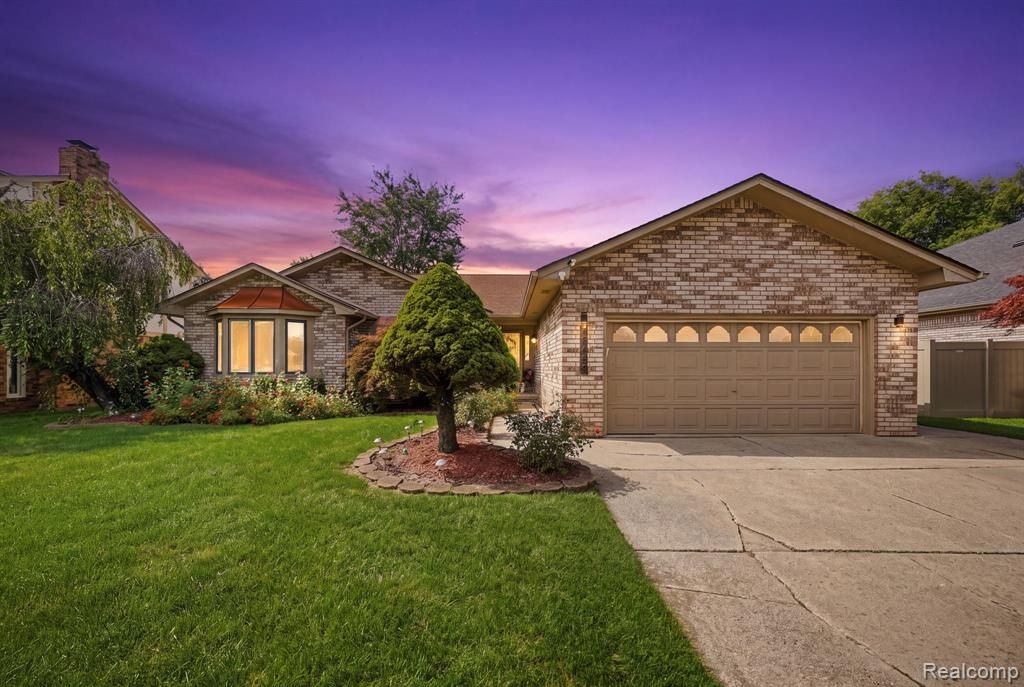 43459 Devin Drive, Clinton Township, MI 48038