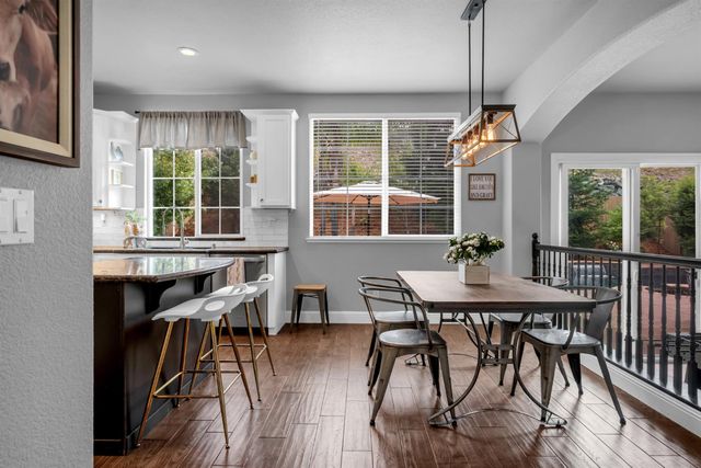 720 Hildebrand Cir, Folsom, CA 95630
