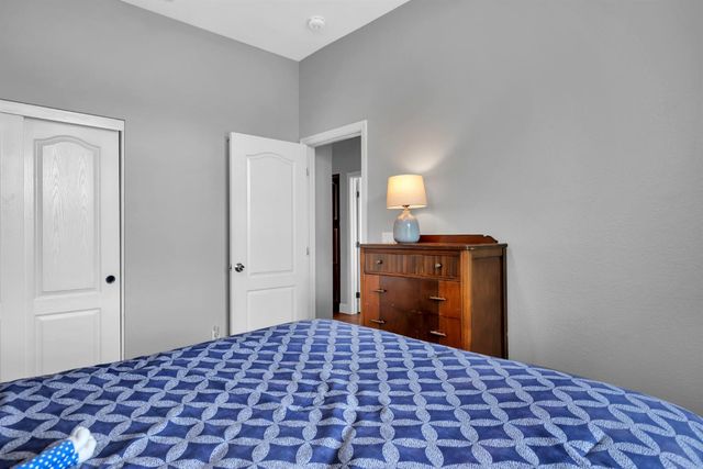 720 Hildebrand Cir, Folsom, CA 95630