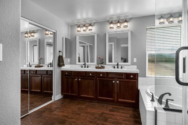 720 Hildebrand Cir, Folsom, CA 95630