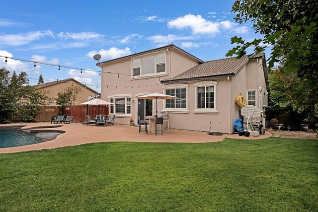 720 Hildebrand Cir, Folsom, CA 95630
