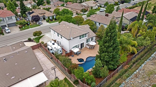 720 Hildebrand Cir, Folsom, CA 95630