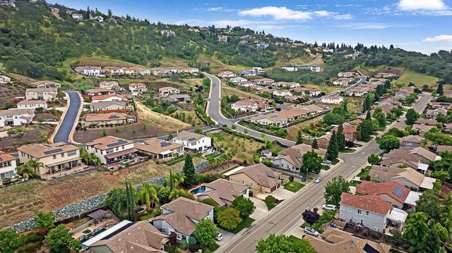 720 Hildebrand Cir, Folsom, CA 95630