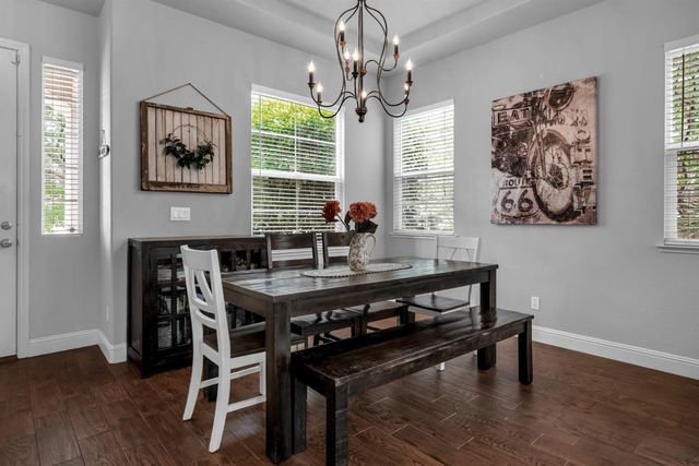 720 Hildebrand Cir, Folsom, CA 95630