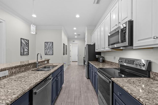 480 GILMAN PLACE N, St Petersburg, FL 33716