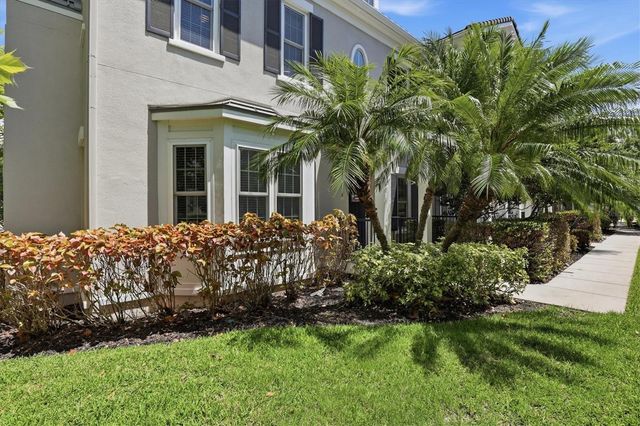 480 GILMAN PLACE N, St Petersburg, FL 33716