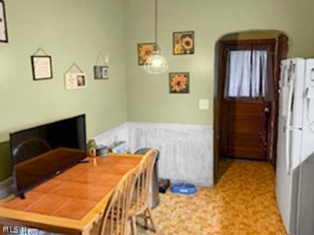 1537 Wooster Road W, Barberton, OH 44203