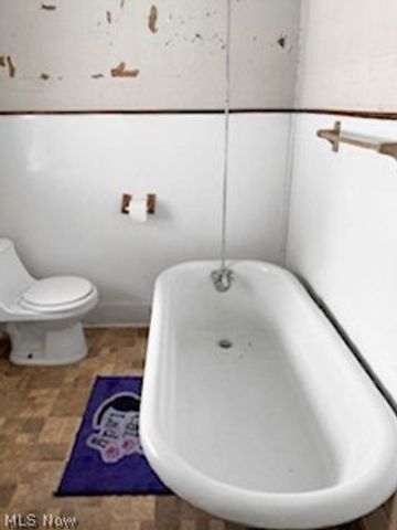 1537 Wooster Road W, Barberton, OH 44203