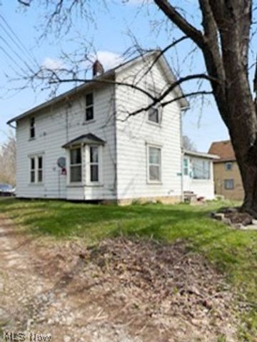 1537 Wooster Road W, Barberton, OH 44203