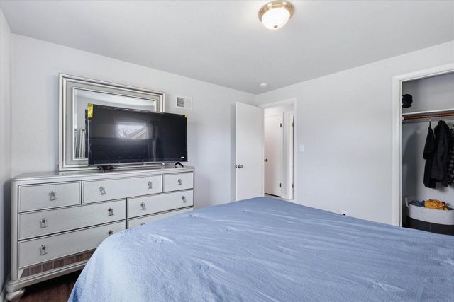 1219 W PACKARD STREET, Appleton, WI 54914