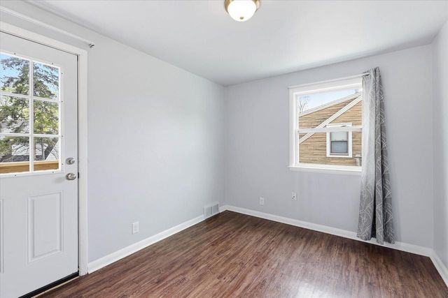1219 W PACKARD STREET, Appleton, WI 54914