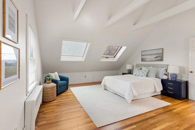 119 Cross Ln, Beverly, MA 01915