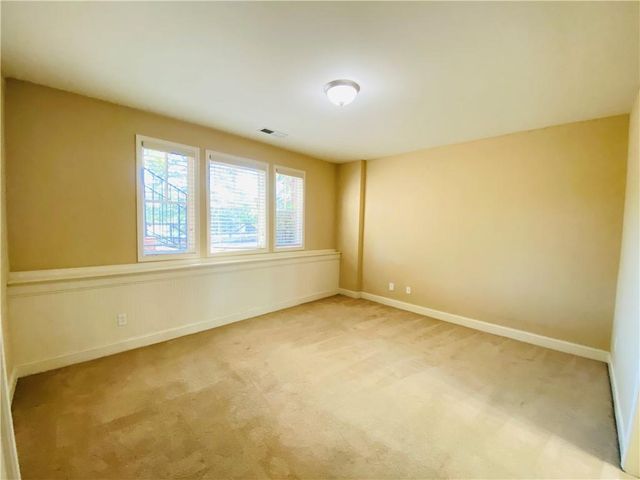 836 Red Hart Lane, Alpharetta, GA 30004