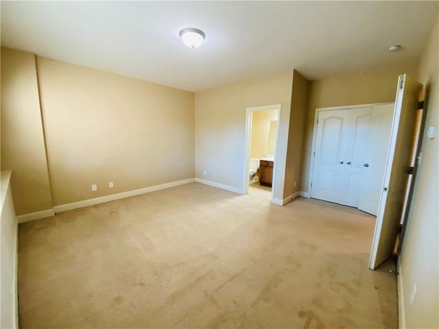 836 Red Hart Lane, Alpharetta, GA 30004