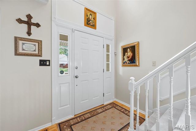 16511 Hunters Crossing Drive, Wildwood, MO 63040