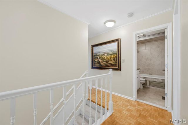 16511 Hunters Crossing Drive, Wildwood, MO 63040