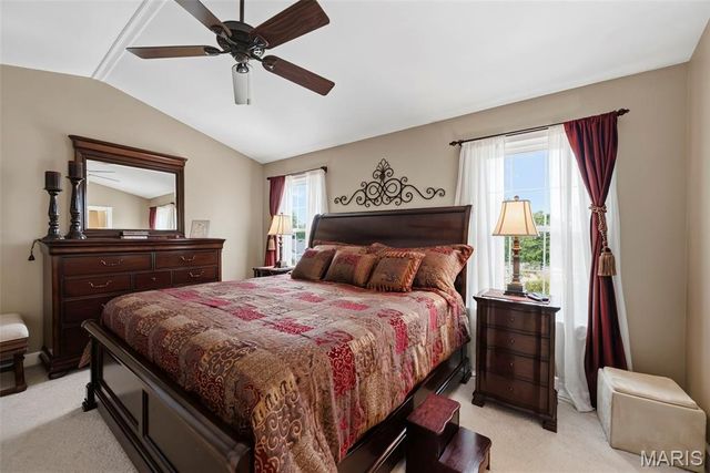 16511 Hunters Crossing Drive, Wildwood, MO 63040