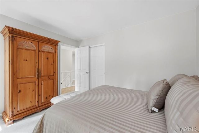 16511 Hunters Crossing Drive, Wildwood, MO 63040