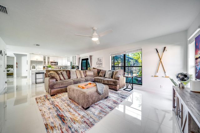 14491 Autumn Avenue, Wellington, FL 33414