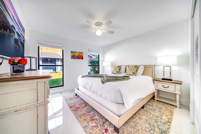 14491 Autumn Avenue, Wellington, FL 33414