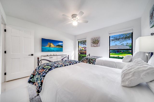 14491 Autumn Avenue, Wellington, FL 33414