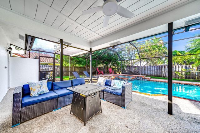 14491 Autumn Avenue, Wellington, FL 33414