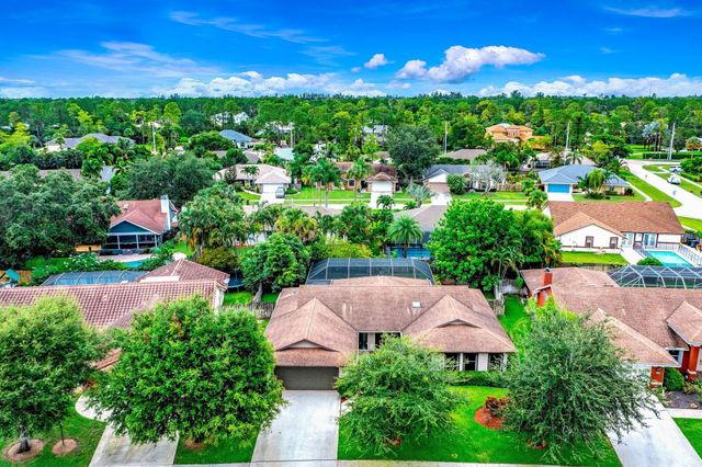 14491 Autumn Avenue, Wellington, FL 33414