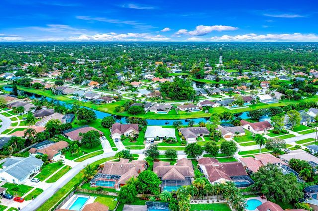 14491 Autumn Avenue, Wellington, FL 33414