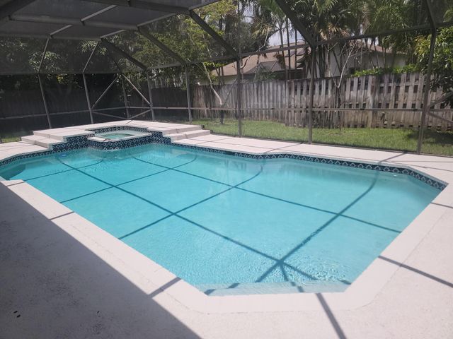 14491 Autumn Avenue, Wellington, FL 33414