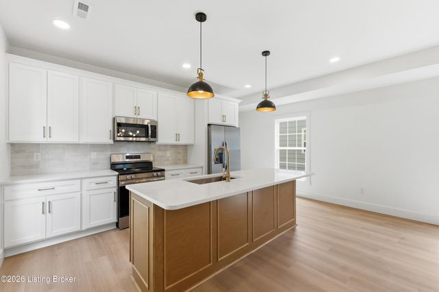711 E Ormsby Ave, Louisville, KY 40203