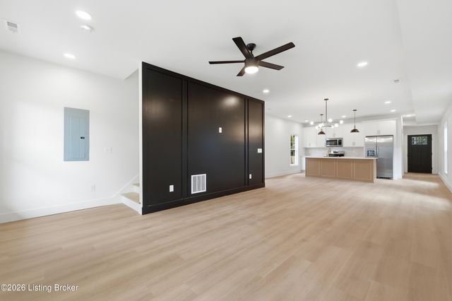 711 E Ormsby Ave, Louisville, KY 40203