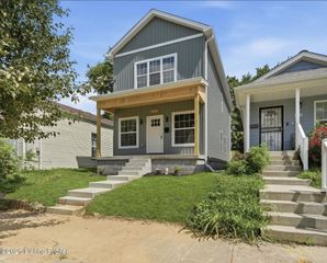 711 E Ormsby Ave, Louisville, KY 40203