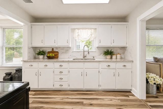 131 E Hull Street, Denison, TX 75021