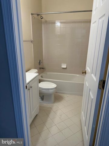 12737 YORK MILL LN, Clarksburg, MD 20871