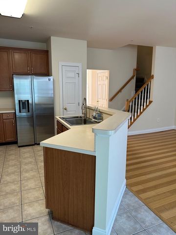 12737 YORK MILL LN, Clarksburg, MD 20871