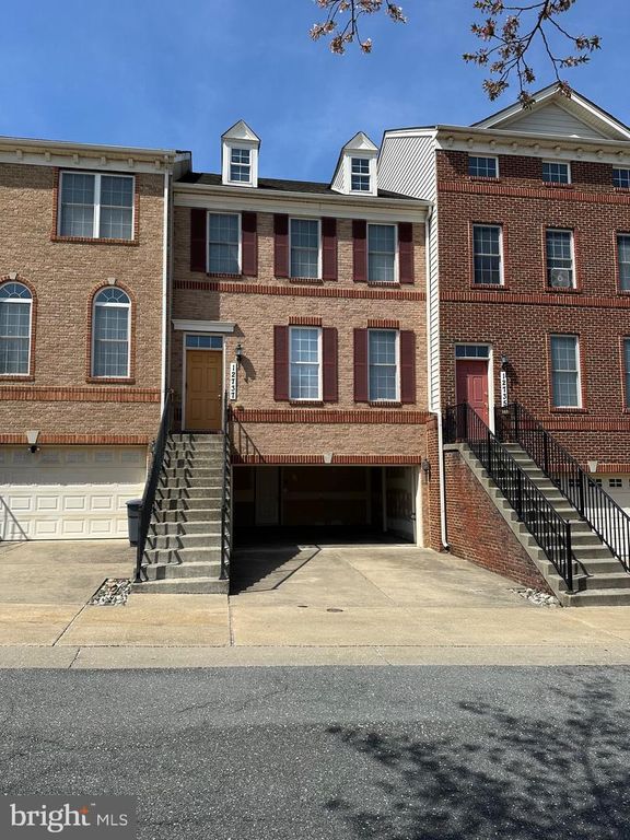 Image 12 of property listing at 12737 YORK MILL LN, Clarksburg, MD 20871