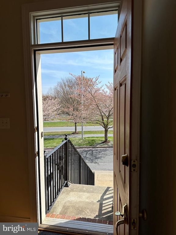 Image 31 of property listing at 12737 YORK MILL LN, Clarksburg, MD 20871